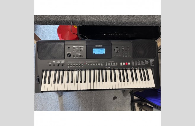 Yamaha PSR-E463 Keyboard, Used (SN:BEYN01197) - Image 1